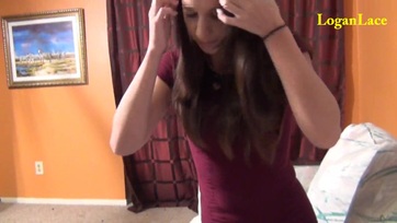 Dögös amatőr cicus nejlon combfixben babusgatja a fickója szerszámát Thumb