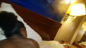 Fiatal fekete nőcike megcsalja a férjét Thumb