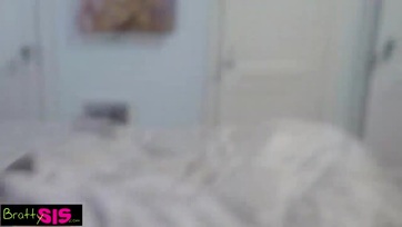 Felajzott mostohahúgi szeret a bratyója falloszán pattogni Thumb