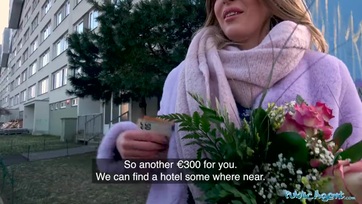 19 esztendős csöcsös lakótelepi tini suskáért szexel Thumb