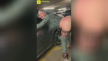 Megfektetve a parkolóban Thumb