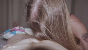 Ha a bájos szajhám elkezdi szopikálni a bránerem akkor tudom, hogy ma kefélés lesz! Thumb