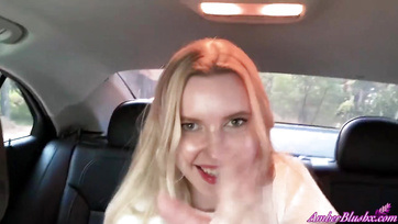 Beindult a kedvesem barangolás közben és maszturbálta egyet előttem Thumb