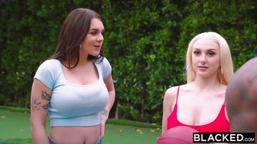 Egymás társaságában kufircolnak a színesbőrű csávókkal a kiéhezett sunák Thumb