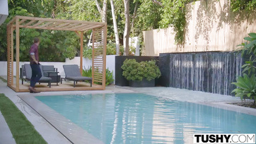 Popsiba vágta a szexis szőke csajt a felajzott érdeklődő Thumb