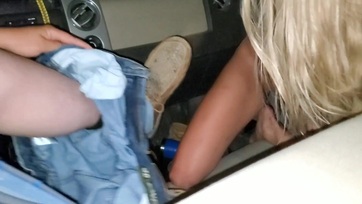 Basznivaló barátnő pattog a verdában Thumb