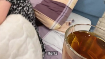 Megláttam a nevelőanyám kerekalakú sejhaját és olyannyira beduzzadt a falloszom hogy lebasztam Thumb