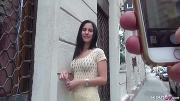 18 éves magyarországi tini suna az utcán felcsípve és egy kis zsozsóért kotongumi nélkül megbaszarintva Thumb