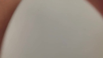 Rábeszélt a vadító lakótársam hogy dugjam meg a muffját hogy féltékennyé tehesse a hapsiját Thumb