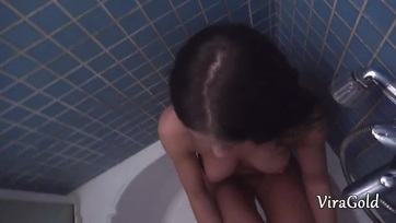 Zsákmányolt az arcára egy nagyméretű adag gecit a mostoha nővérkém ha már ilyen tisztességesen lecumikázta a virslim Thumb