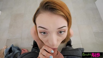 A mostohanővérem végbélnyílását túrtam miközben a nedves pináját döngettem a hatalmas faszommal Thumb