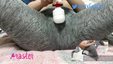 Átázott a házastársam jóganacija mialatt a műfütykösével dajkálta a nunusát Thumb