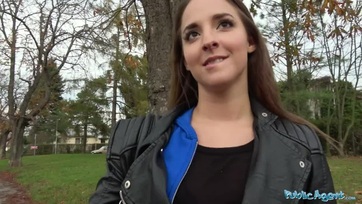 Egy kis pénzért vadul leszívathatta és muffon kuffanthatta a hazai kancát Thumb