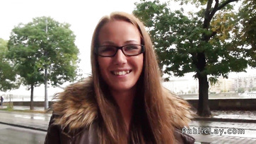 Szétdobta a lábait az utcán becserkészett pesti pipi az anonim ügynöknek Thumb