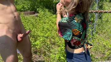 Megkötözte a szexfüggő oldalbordáját hogy a pajtásával vállvetve megpakolja és telelője Thumb