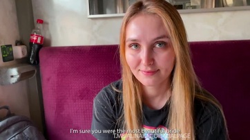 Összefutottam egy dögös milf nőcikével a gőzösön akit gyorsan a pöcsömre is rántottam Thumb