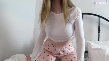 A férjjelöltje helyett most én basztam széjjel a mostoha testvérem megborotvált nunusát Thumb